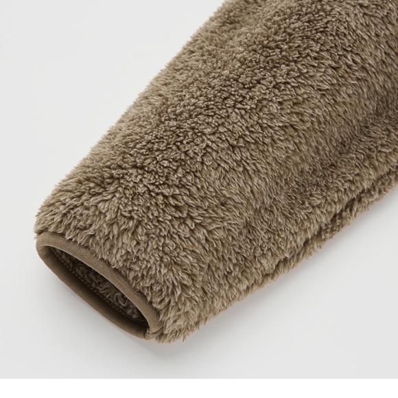 Uniqlo fluffy yarn fleece full zip jacket - Picture 6 of 9